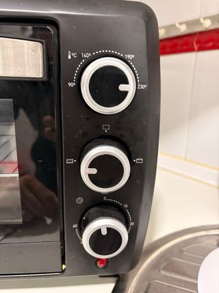 Horno Eléctrico Taurus 22L