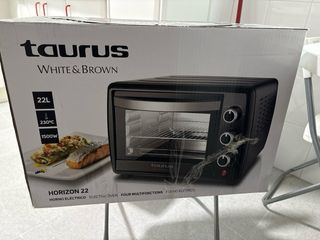 Horno Eléctrico Taurus 22L