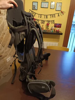 Mochila porta bebé montaña Quechua