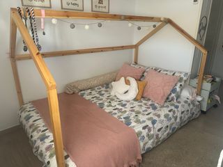 Estructura cama Montessori + colchón Aloe Vera