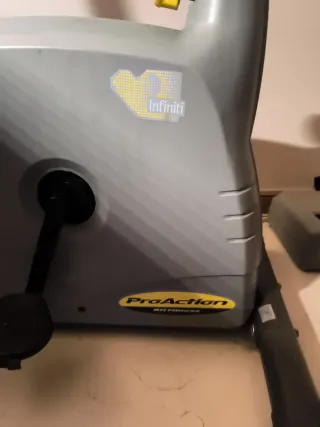 Bicicleta Estática ProAction Bh Fitness Infinito