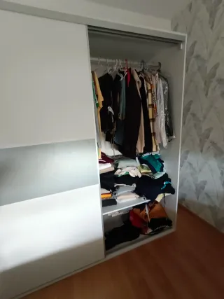 Armario puertas correderas gris