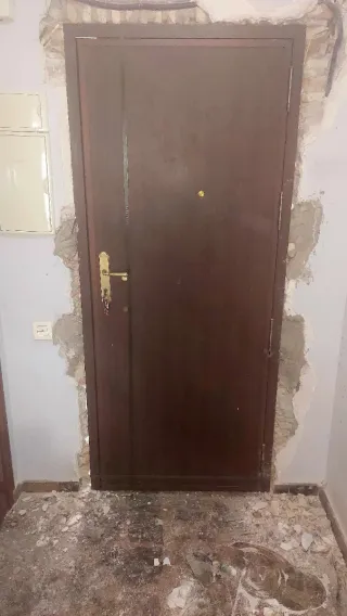 Instalador de puertas A.R