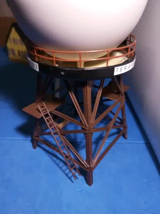 Torre dell'acqua in scala HO per modellini ferroviari