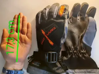 Cálidos guantes ski, chico. Tecnología Dupont.