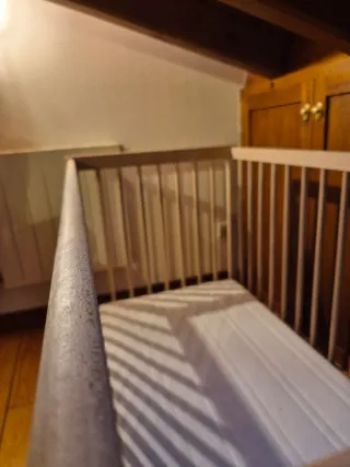 Cuna madera clásica Zara Home con colchón