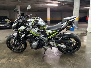 Kawasaki Z900 A2