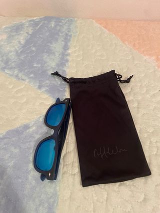 Occhiali da sole Polaroid blu per bambini