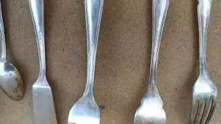 Cubertería Cruz de Malta