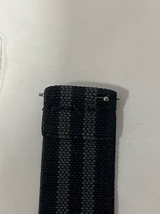 Delugs cinturino elastico grigionero perMoonswatch