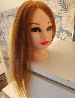 Cabeza de maniquí para peluquería