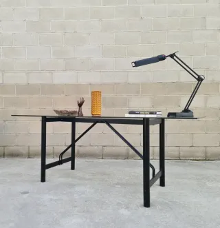 Mesa de estilo Postmoderno. Vintage, 90s.