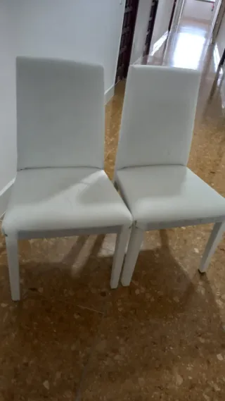Sillas Ikea Grises y Blancas