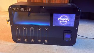 Máquina Vending Perfume Pago Electrónico