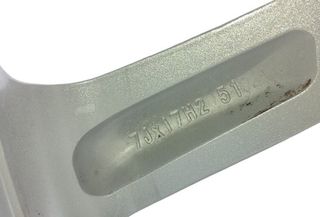 Hyundai 2317246 52910d7210 llanta tucson (tl, tle)