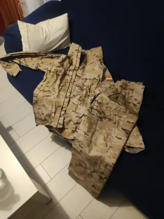 Traje de agua camuflaje nuevo