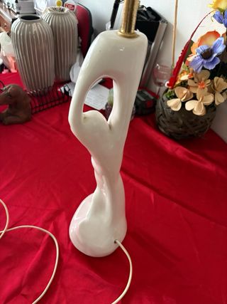 Lampada antica in porcellana e tessuto