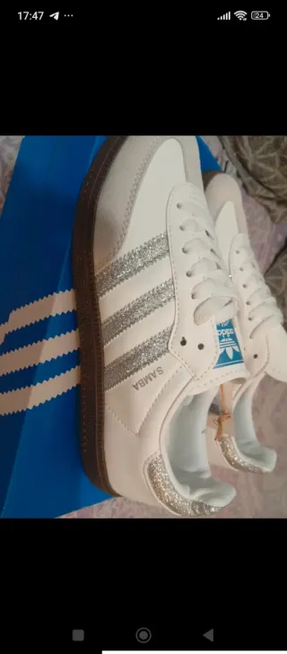 Adidas Samba Blanco y Plata Talla 38