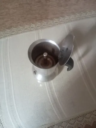 Cafetera italiana de aluminio