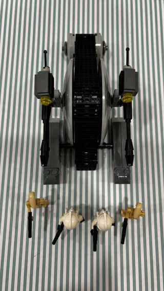 LEGO Star Wars 7748 - Tanque Droide(2010).