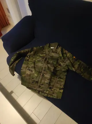 Forro polar boscoso nuevo