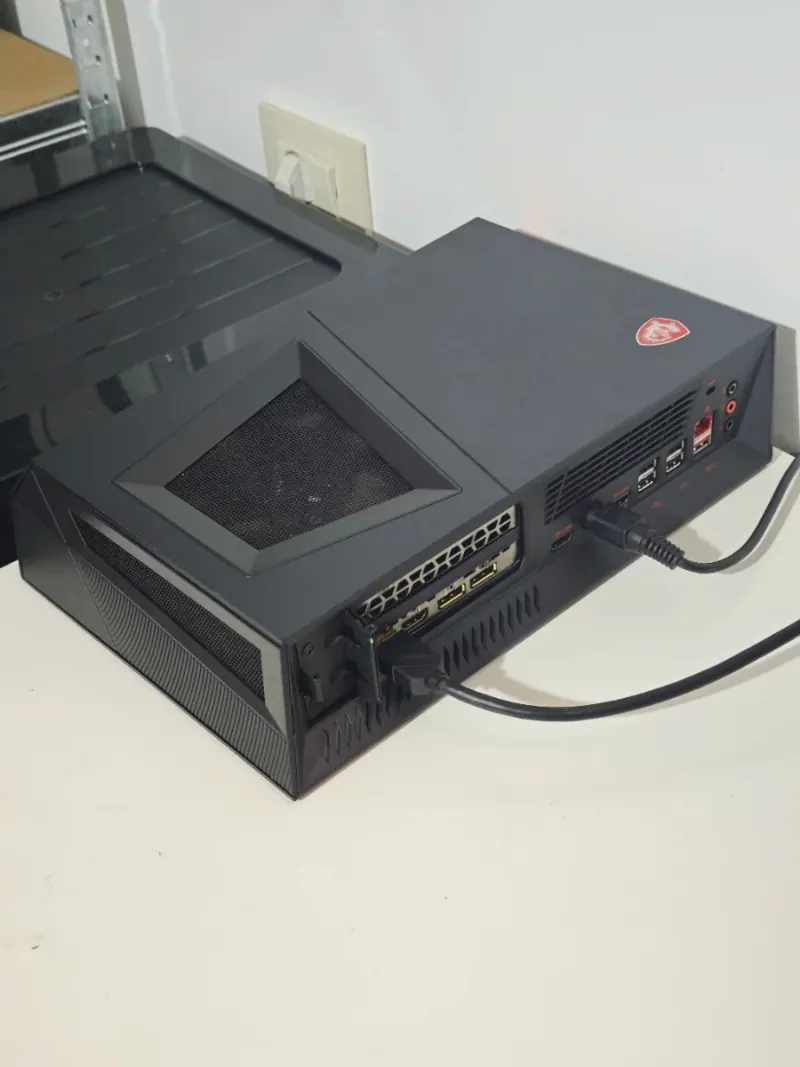 MSI Trident 3 i7 8700 GTX 1660 Ti 16GB RAM afbeelding 6