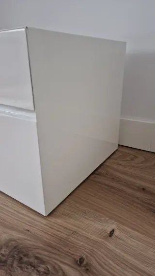 Mesita de salón moderna con cristal