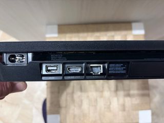 PS4 (PlayStation 4) Nera