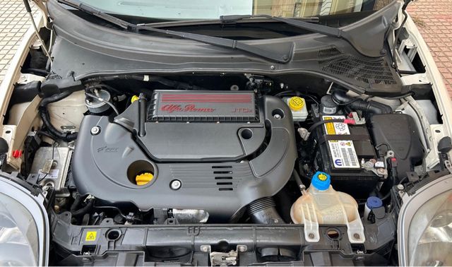 Alfa Romeo MiTO 2015