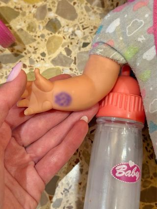 COCHECITO CON MUÑECA BEBÉ Y BIBERÓN