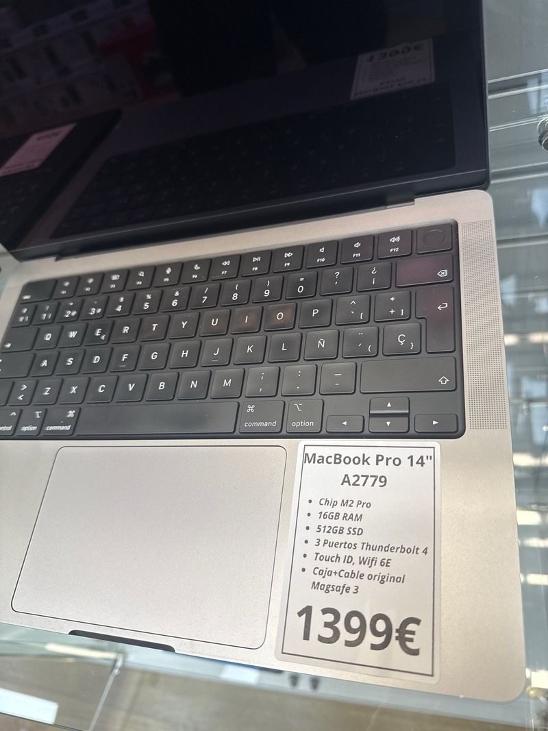 MacBook Pro 14 A2779 M2 Pro 16GB Marca tapa afbeelding 2