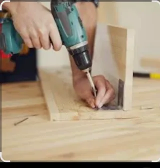 Busco carpintero alguien que sepa poner puertas