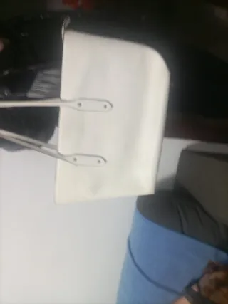 Bolso de piel blanco