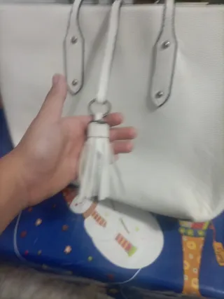 Bolso de piel blanco