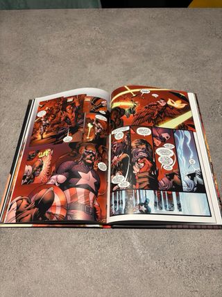 Marvel Must Have Vengadores Desunidos