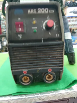 Máquina Soldar AC/DC ARC200