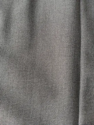 Vestido Zara gris con abertura en el escote