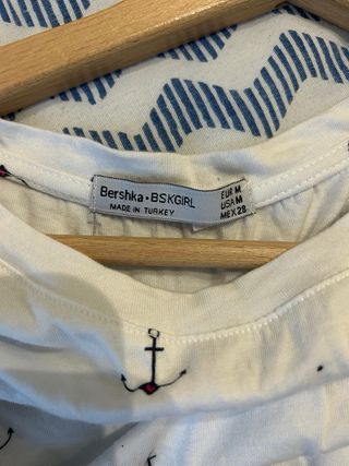 Camiseta Bershka blanca con anclas Talla XS