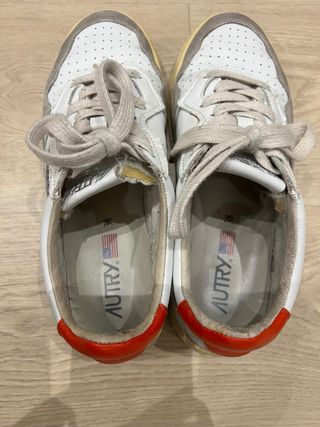 Autry Bambas Grises y Blancas