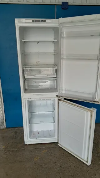 Nevera blanca Indesit