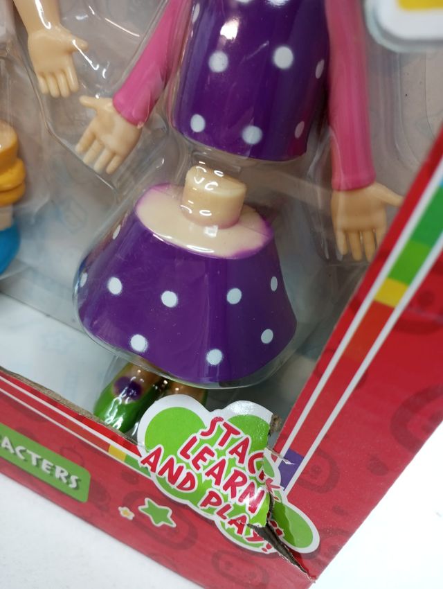 Cocomelon Stacking Characters Juguete