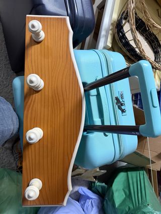 Perchero de madera con 5 ganchos
