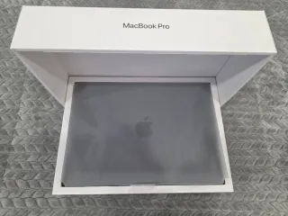 MacBook Pro 14 con M4 512gb/16 ram