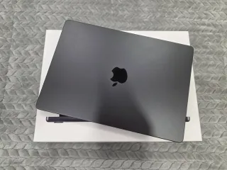 MacBook Pro 14 con M4 512gb/16 ram