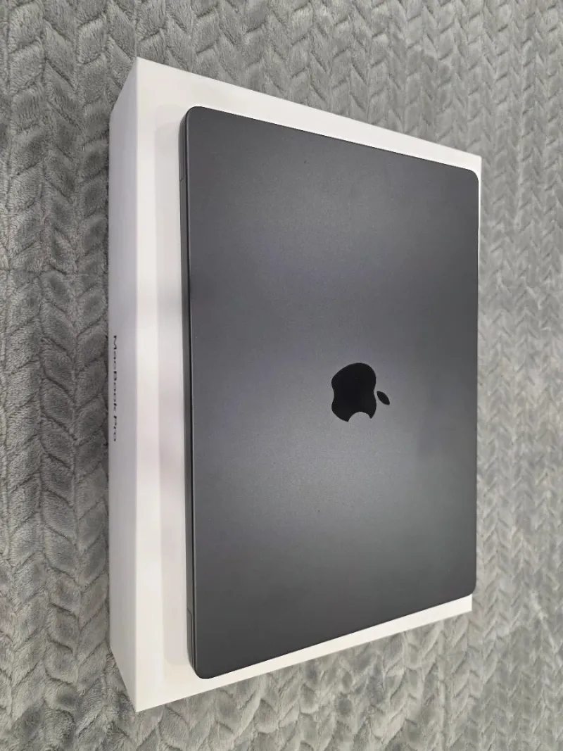 MacBook Pro 14 con M4 512gb/16 ram afbeelding 8