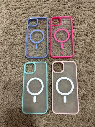 4 custodie iPhone 15 Plus MagSafe colorate