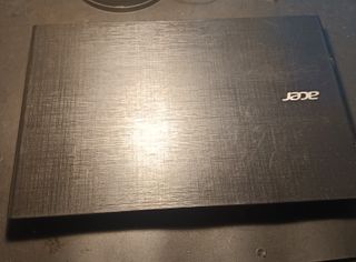 Portátil Acer para piezas (no enciende) E5-573