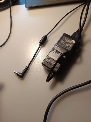Portátil Acer para piezas  E5-573-56bl (funciona)