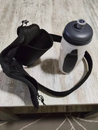 Botella 500ml con bandolera