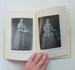 Vestire e apparire di Paola Venturelli